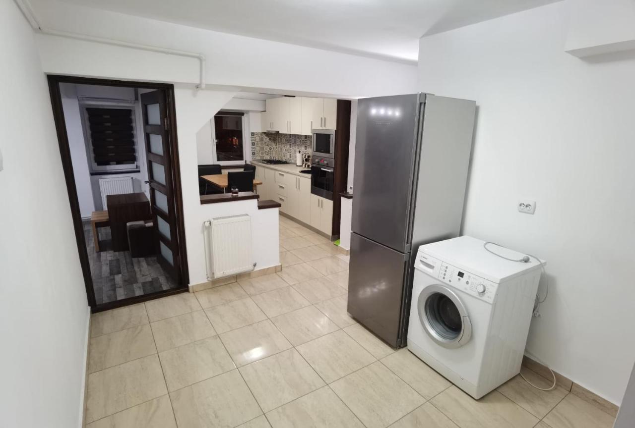 Apartament - Central Târgu Jiu Dış mekan fotoğraf